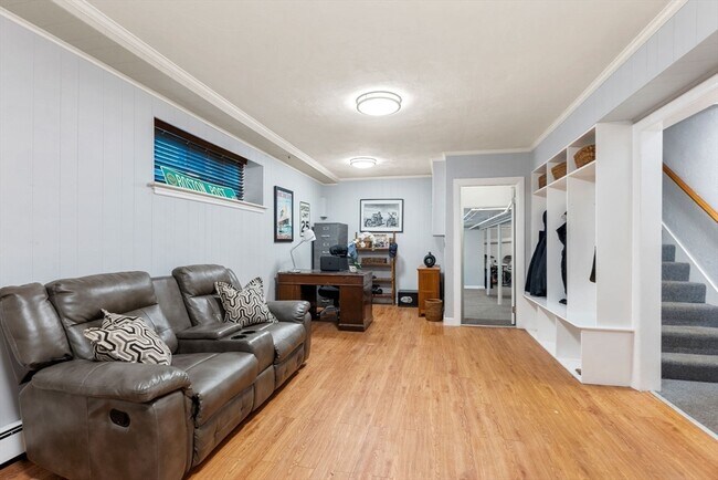 Building Photo - 21 Gail Rd