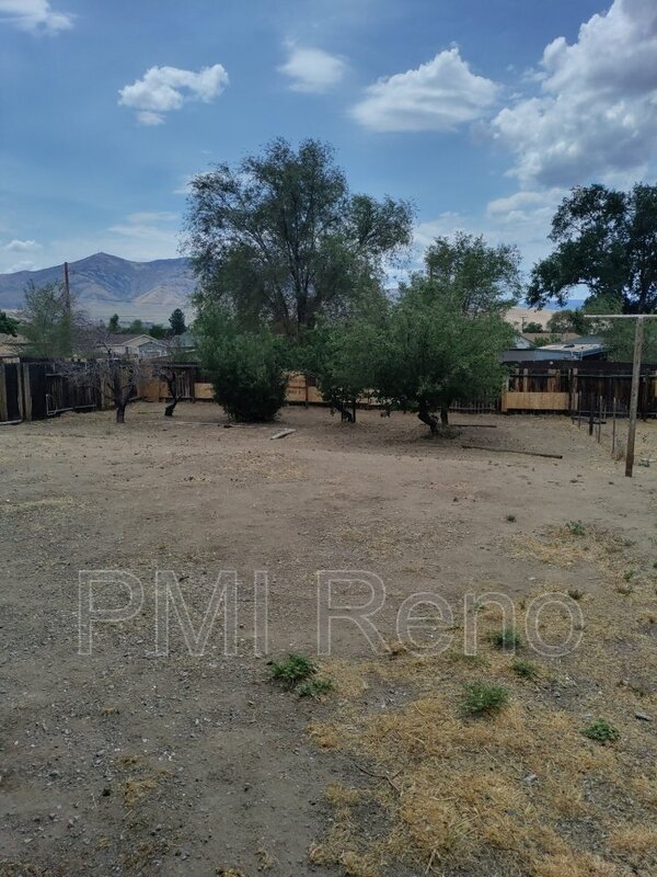 Building Photo - 13543 Mt Shasta St
