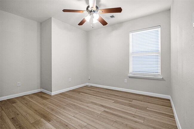 Building Photo - 29514 N Legends Bend Dr