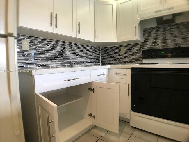Building Photo - 8590 SW 212th St