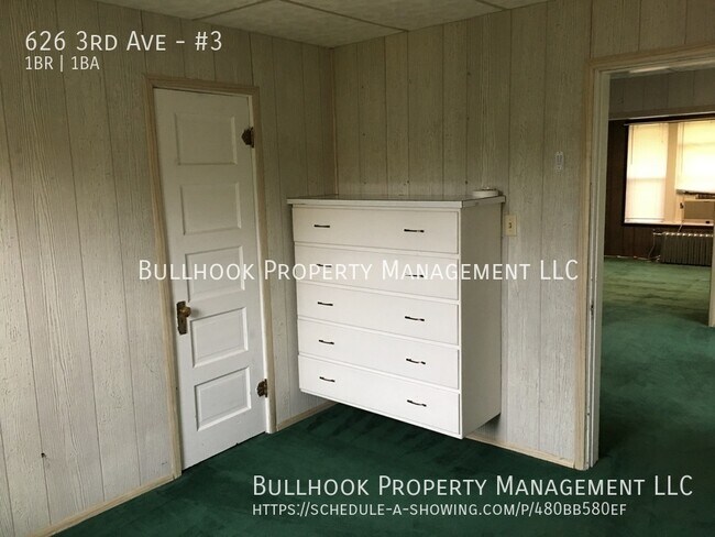 Building Photo - 626 3rd Ave