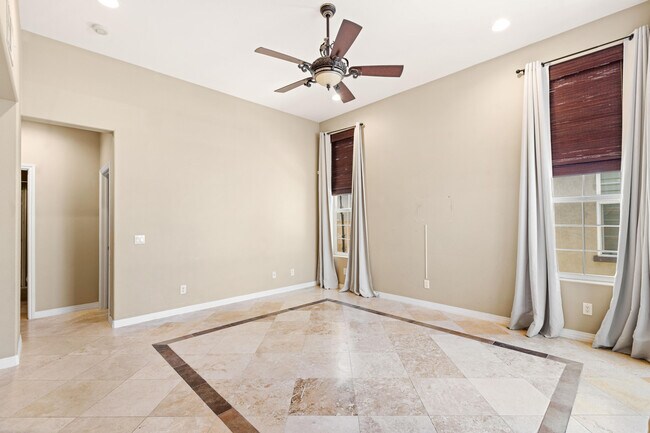 Building Photo - 52178 Rosewood Ln