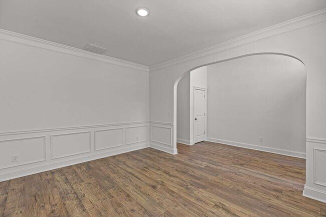 Building Photo - 3206 Montauk Hill Dr