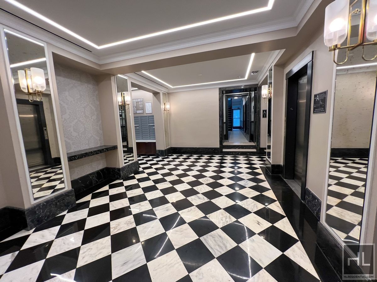 Building Photo - WEST 13 STREET