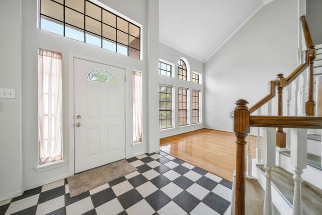 Building Photo - 6414 Oakburl Ct