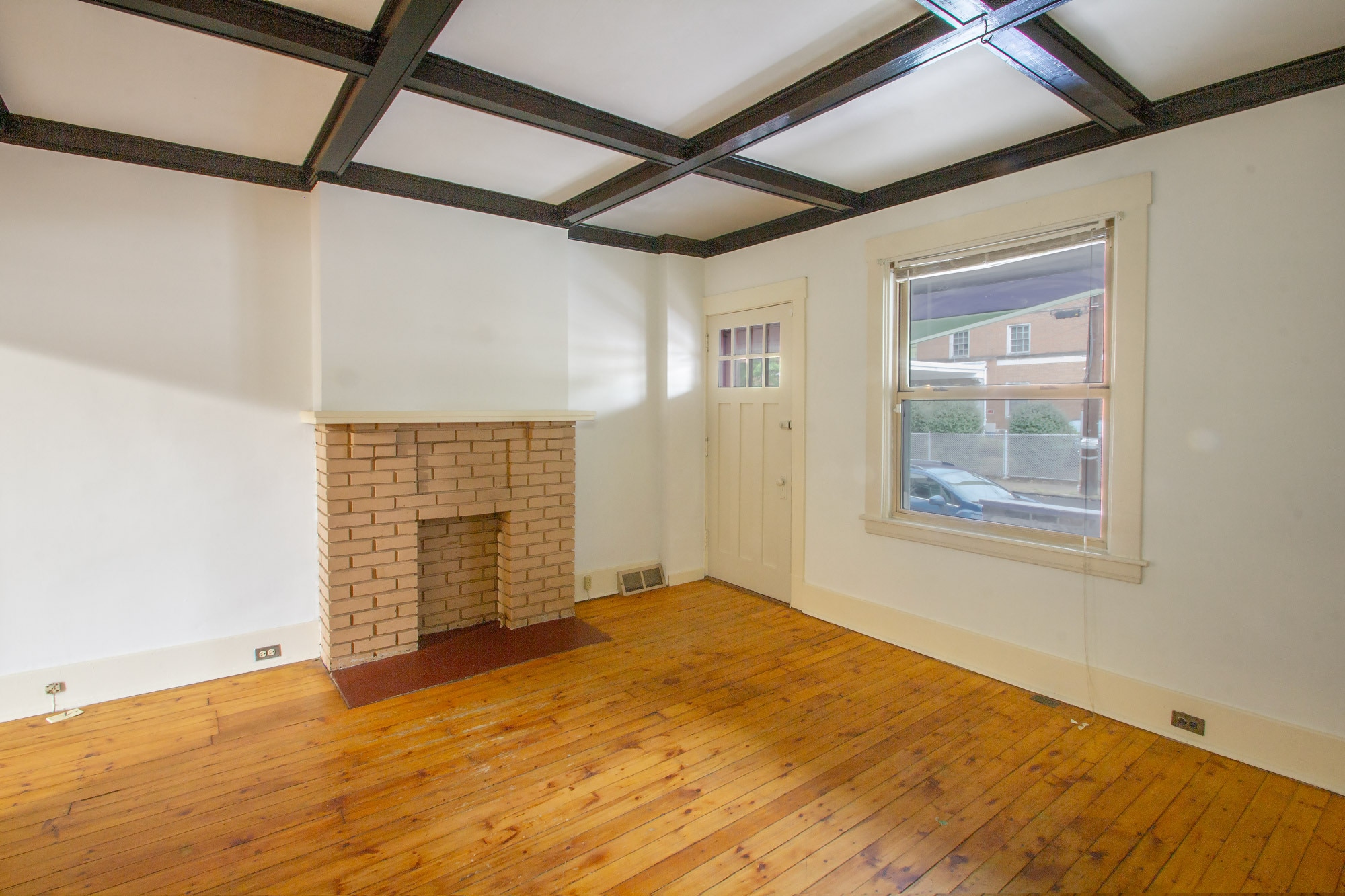 Building Photo - 132 S Trenton Ave