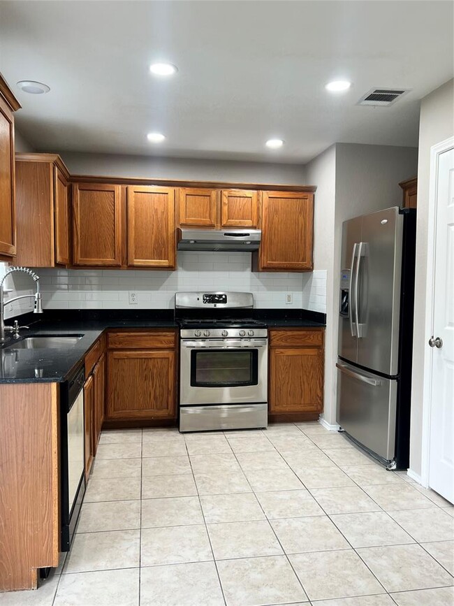 Building Photo - 17406 Toyahville Trail