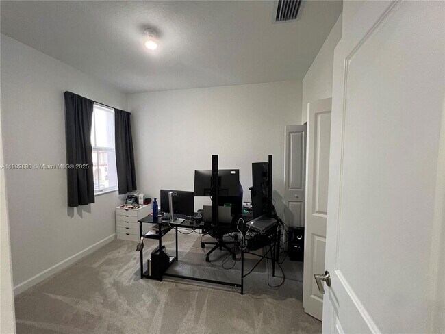 Building Photo - 12142 NW 24th Ct