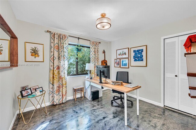 Building Photo - 2965 SW 25th Ter