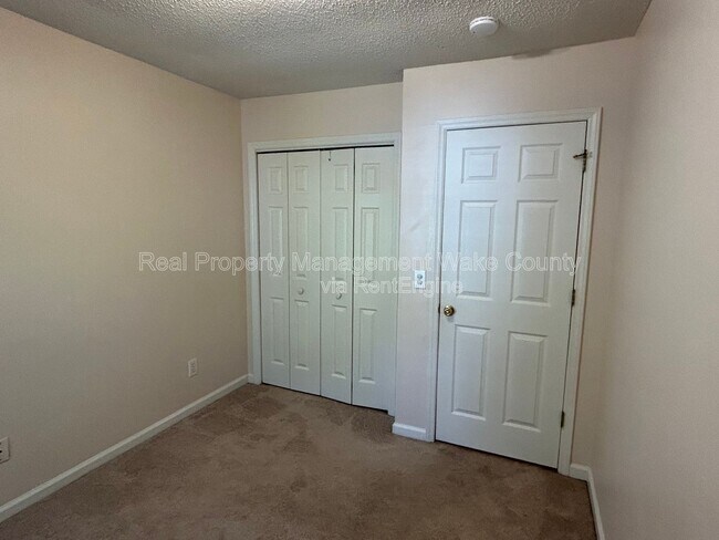 Building Photo - 7016 Epping Forest Dr
