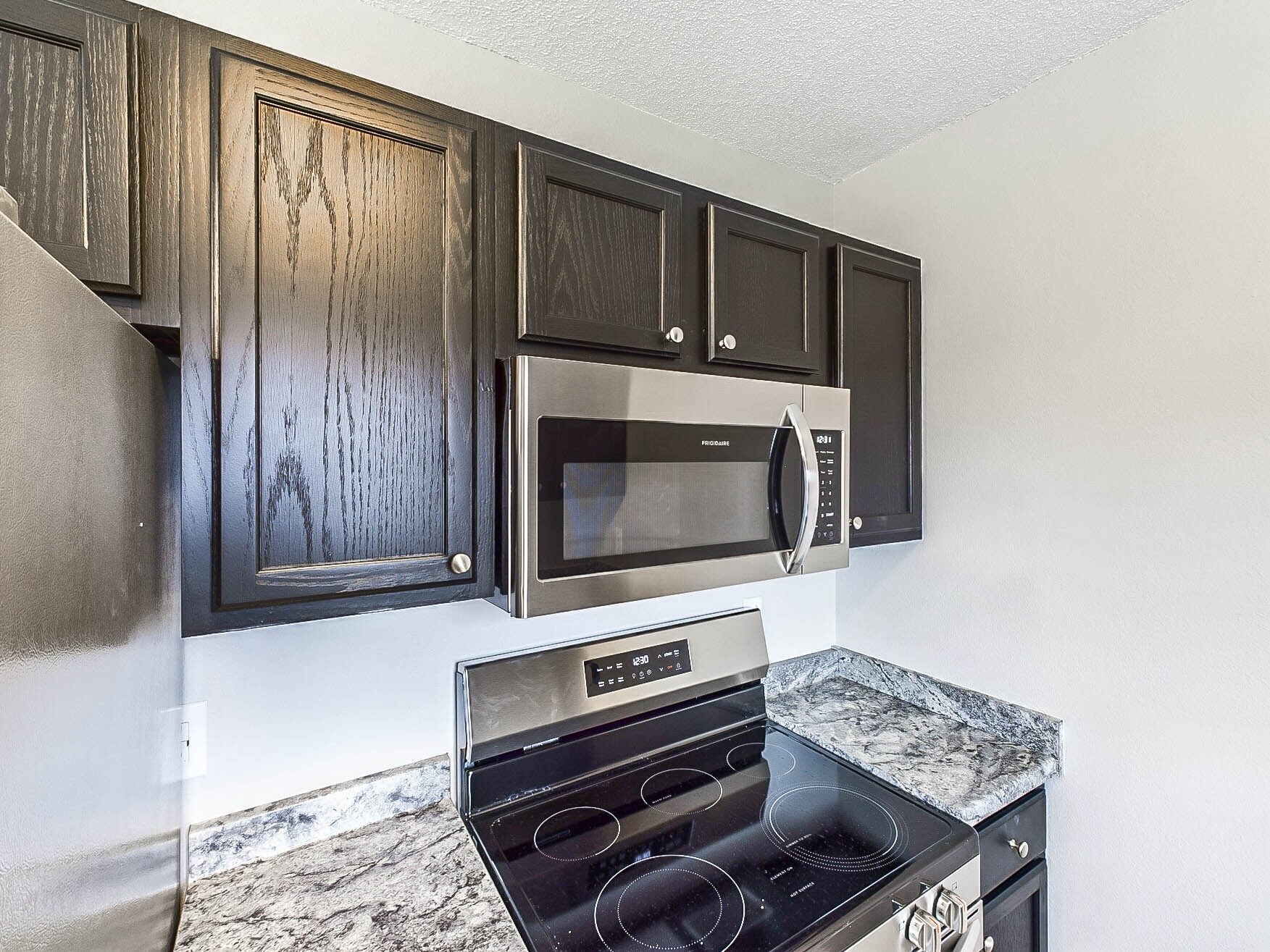 Building Photo - 754 Old Stage Rd