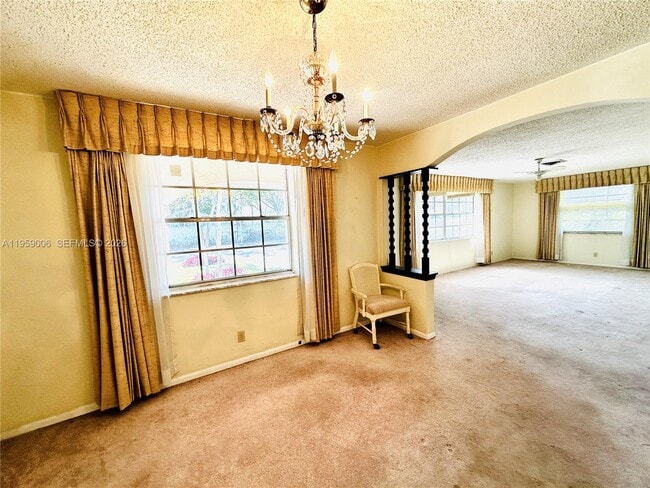 Building Photo - 2601 NE 32nd St