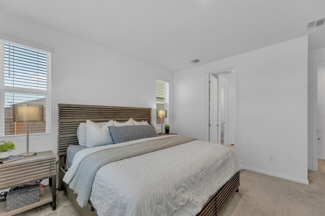 Building Photo - 20704 John Gill Dr