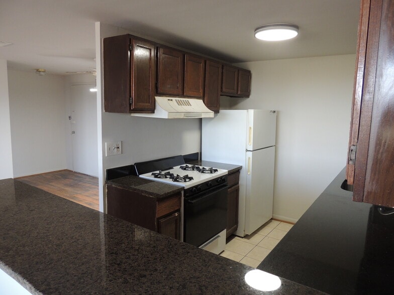 Building Photo - 4600 Duke St