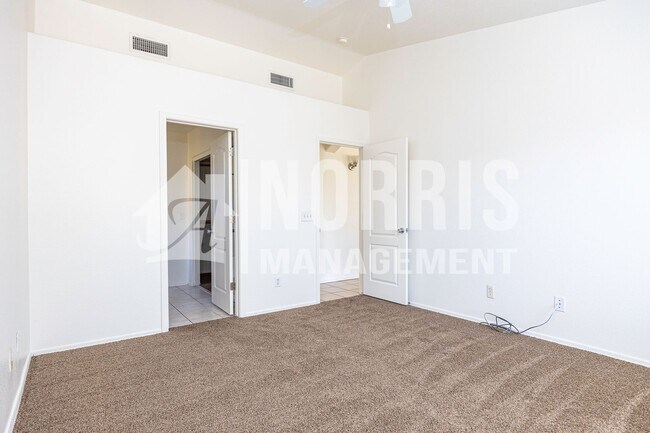 Building Photo - NO HOA in this Amazing Home in Santa Rosa ...