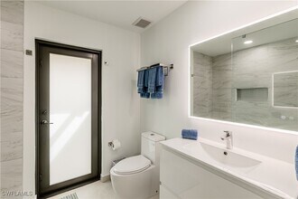 Building Photo - 3511 17th Ave SW