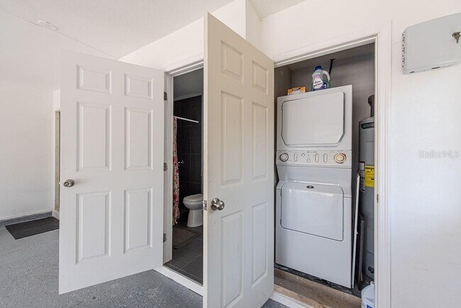 Building Photo - 6819 11th Ave NW