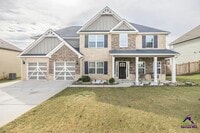 Building Photo - 421 Newport Ave