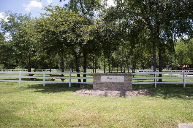 Building Photo - 18616 Birch Orch Ct