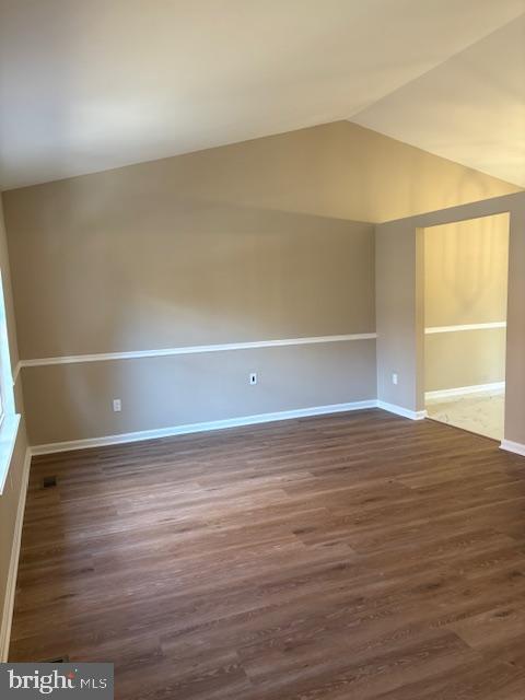 Building Photo - 6135 Rainbow Dr