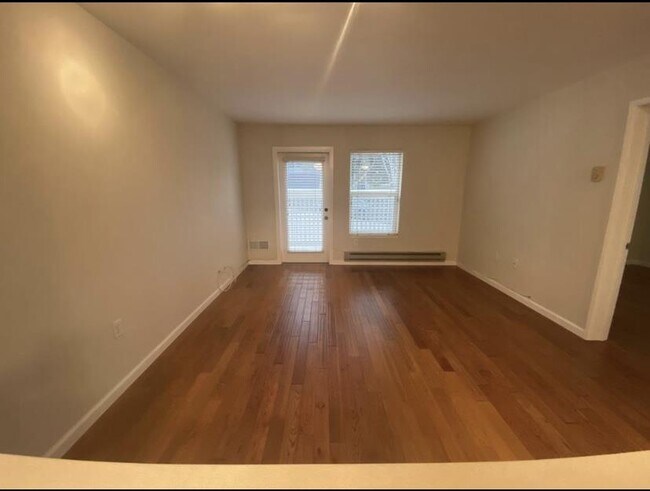 Building Photo - 2250 24th St