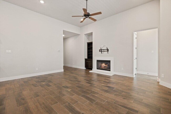 Building Photo - 13701 Ronald Reagan Blvd