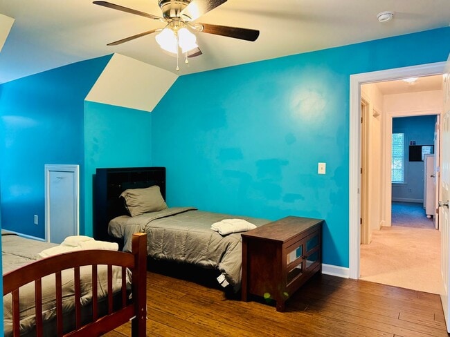 Building Photo - 2576 Blue Dog Ct