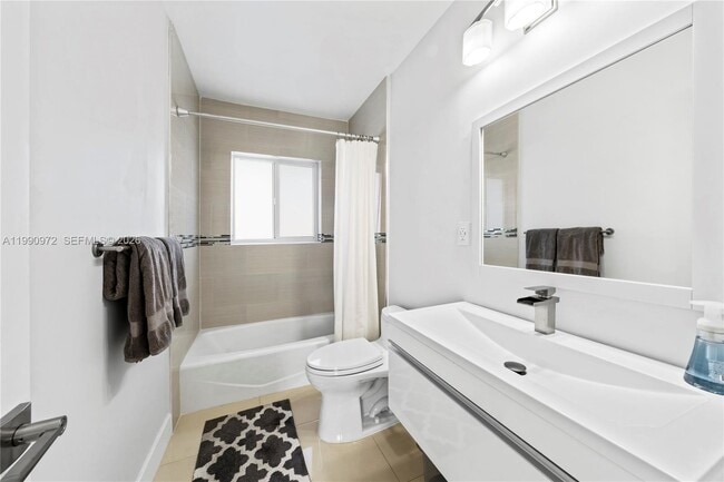 Building Photo - 217 E Acre Dr