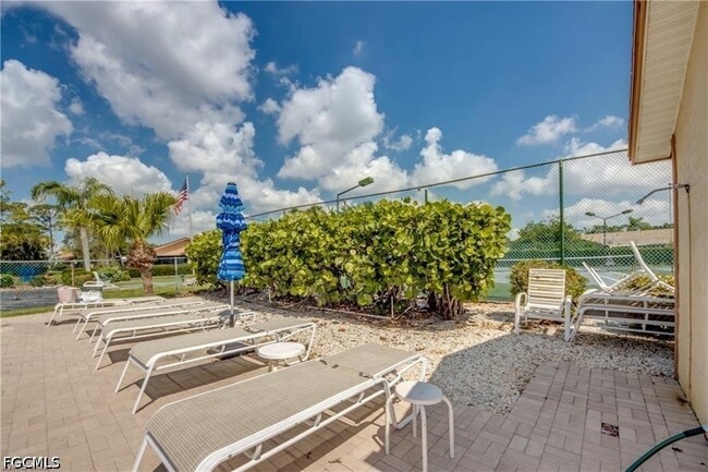 Building Photo - 6337 Royal Woods Dr