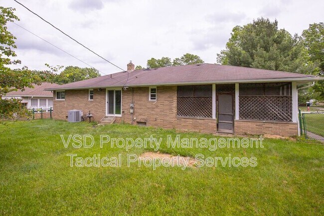 Building Photo - 6188 Cabrini Ln