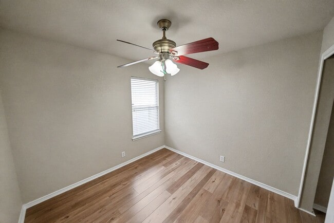 Building Photo - Move-in Ready 3-Bedroom Home Near Lackland...