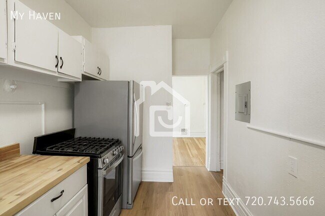 Building Photo - 2359 Lafayette St