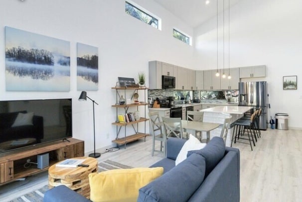 Building Photo - 1540 Westview Court Dr