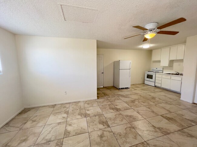 Building Photo - 130 Metropolitan Dr