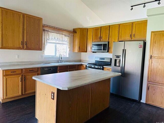 Building Photo - 755 Monte Vista Way