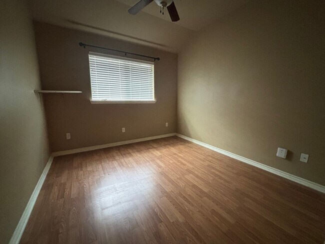 Building Photo - Charming 3BR House in Corpus Christi
