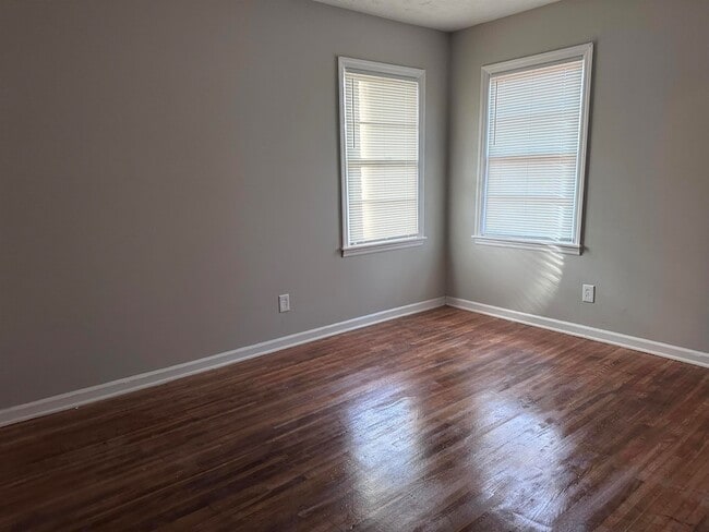 Building Photo - 3736 Donna Dr