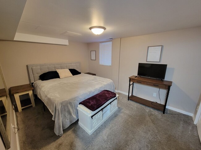 Building Photo - 202 S Elmwood Avenue Duplex