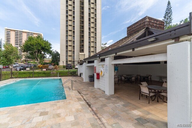 Building Photo - 1 BD/ 1 BA in Pearl One