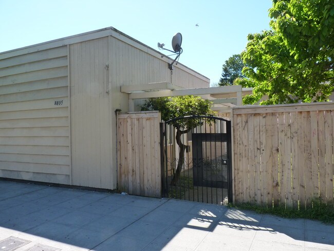 Building Photo - 8805 14th Ave S