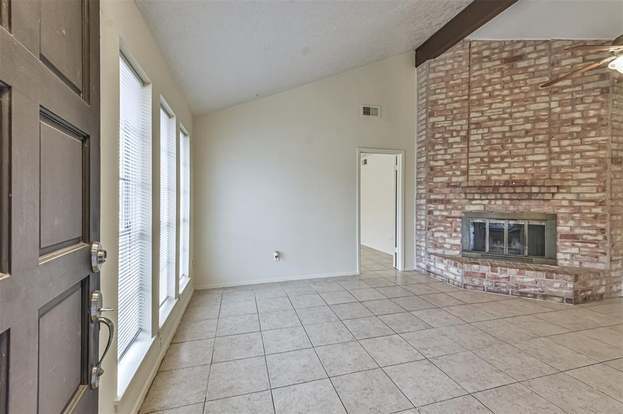 Building Photo - 19311 Lazy Valley Dr