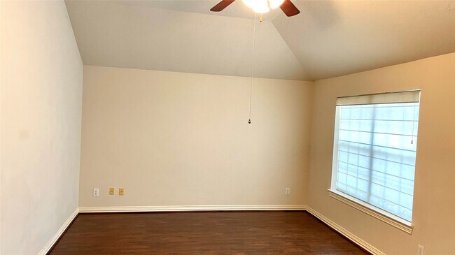 Building Photo - 3518 Ewing Dr
