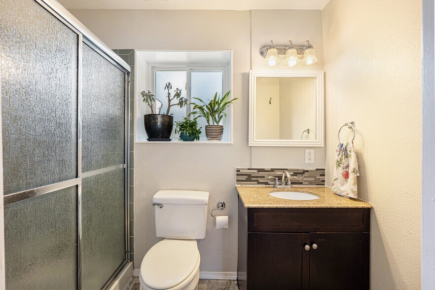 Building Photo - 8194 W 93rd Cir