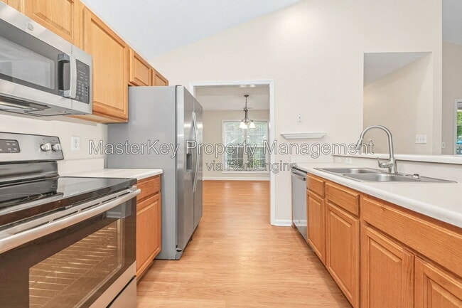 Building Photo - 6307 Forest Ridge Dr