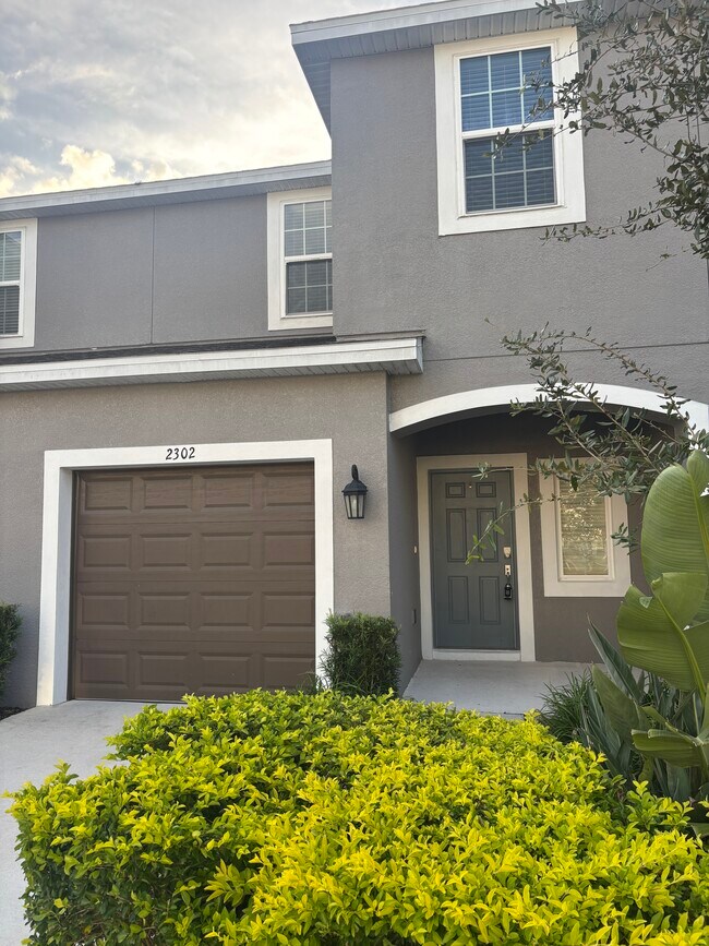 Primary Photo - 2302 Alee Ln
