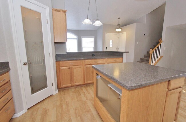 Building Photo - 11847 W Lewisburg Ct