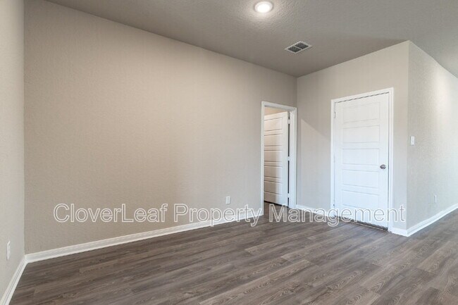 Building Photo - 5023 Topaz Bnd