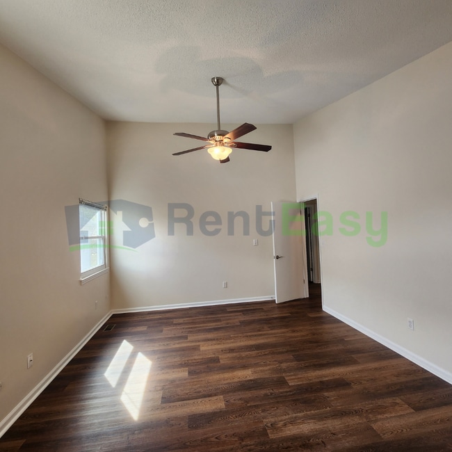 Building Photo - 5340 Chatham Lake Dr