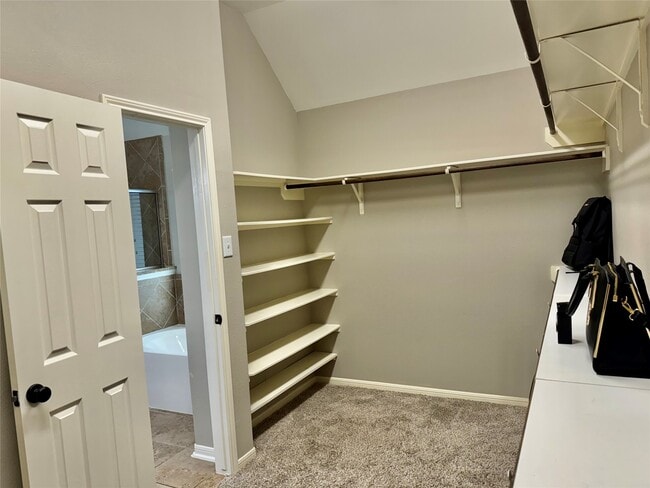 Building Photo - 28019 Canyon Wren Dr