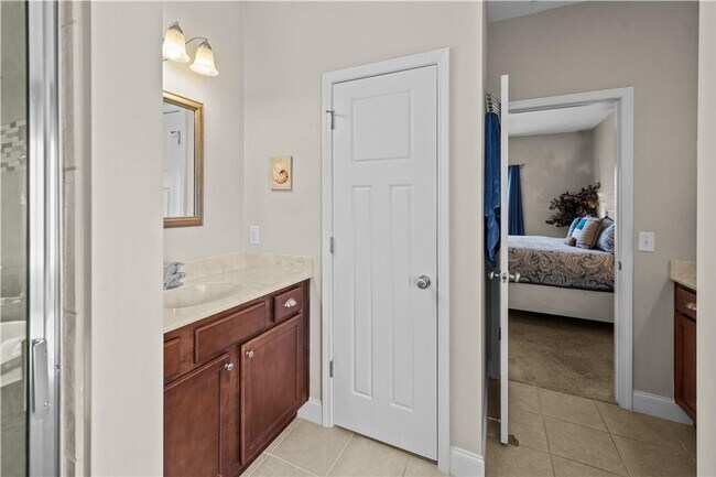 Building Photo - Flexible Space for Every Lifestyle! 4 Bedrooms Plus Loft & Bonus Room in Richmond Hill, GA